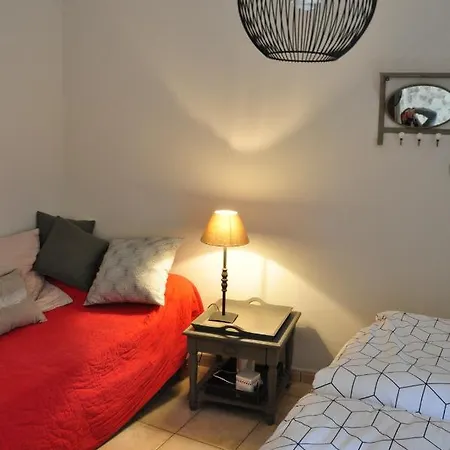 La Rialhe 3* Taulignan